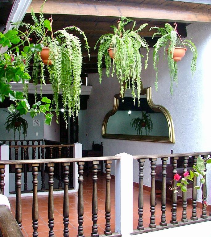 Hotel Villa Real Antigua Exterior photo