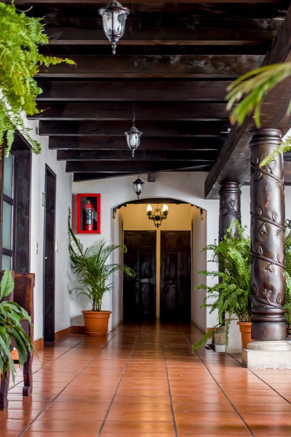 Hotel Villa Real Antigua Exterior photo